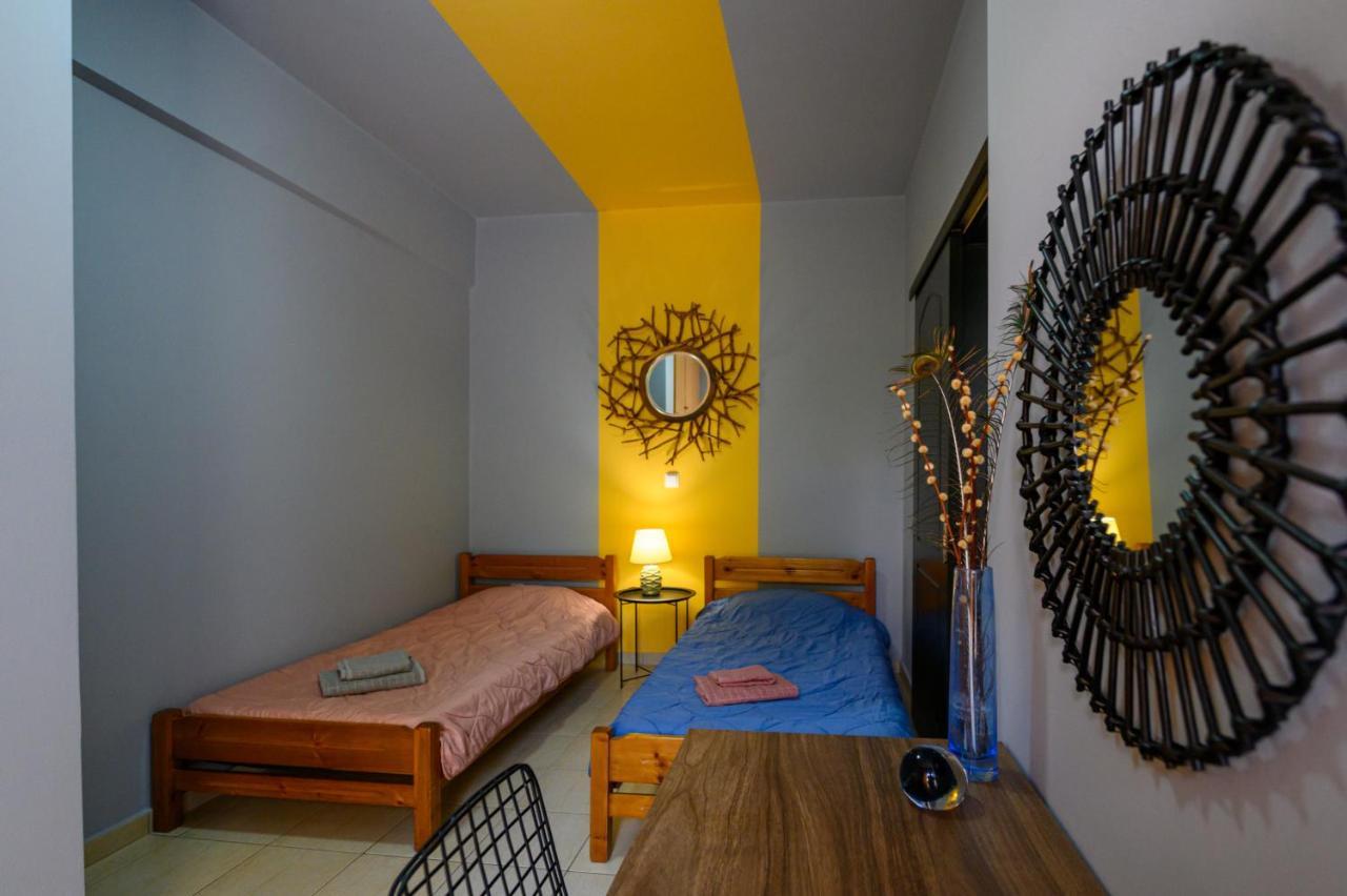 Rea Apartment II "1Minute From The Beach" Kalamata Ngoại thất bức ảnh