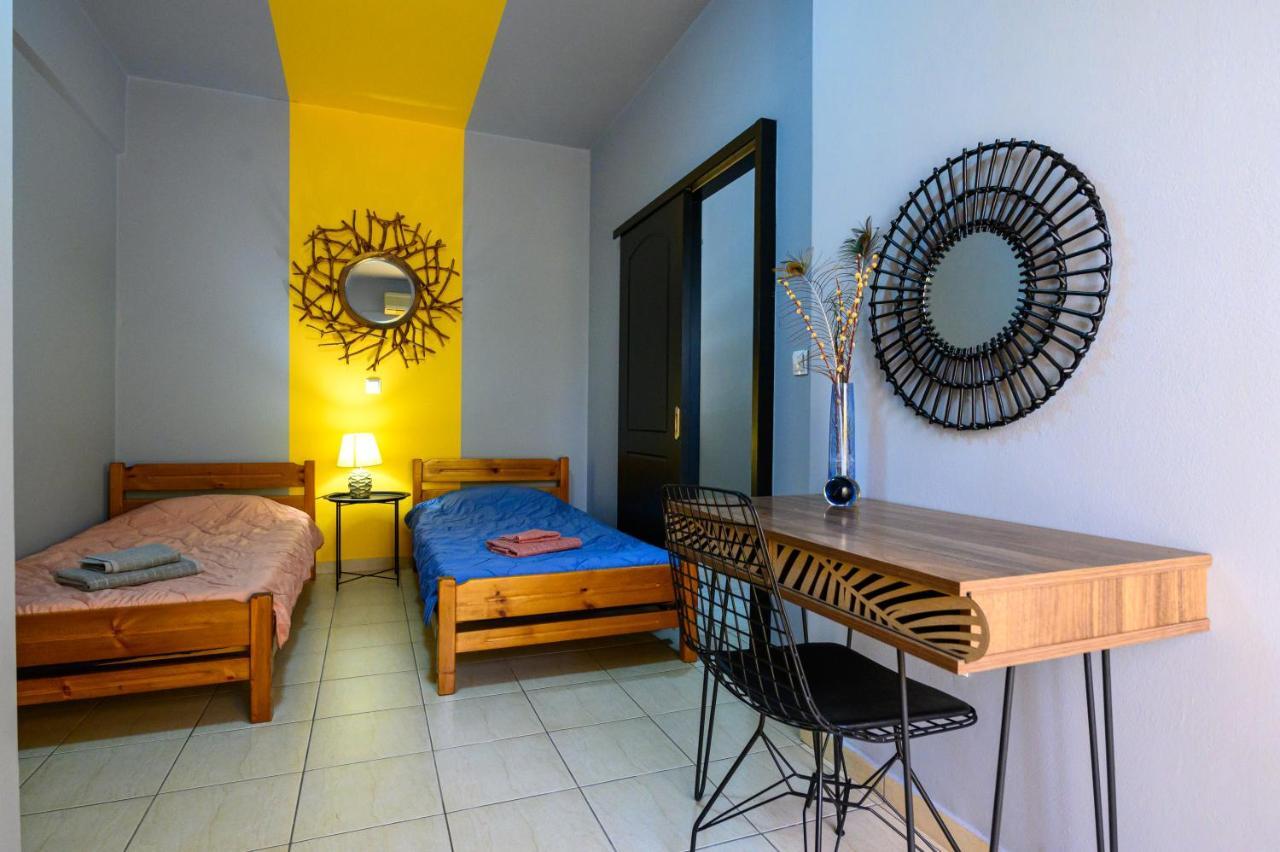 Rea Apartment II "1Minute From The Beach" Kalamata Ngoại thất bức ảnh
