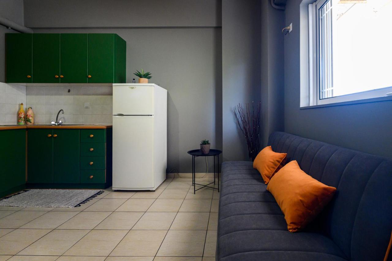 Rea Apartment II "1Minute From The Beach" Kalamata Ngoại thất bức ảnh